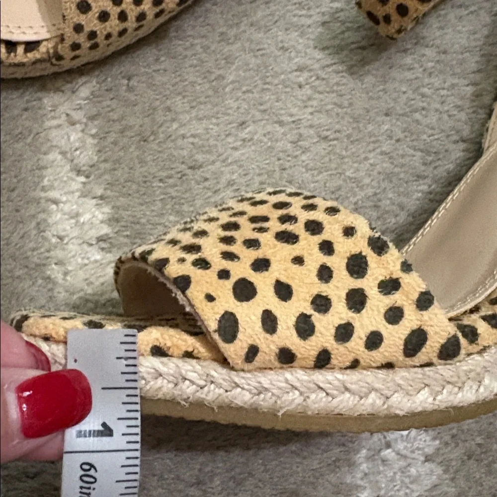 Charlotte Russe leopard espadrille sandal wedge heel Size 7
